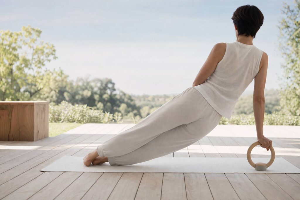 Lien gainage préhension : stabilisez le centre et vos mains, Le lien gainage préhension comme